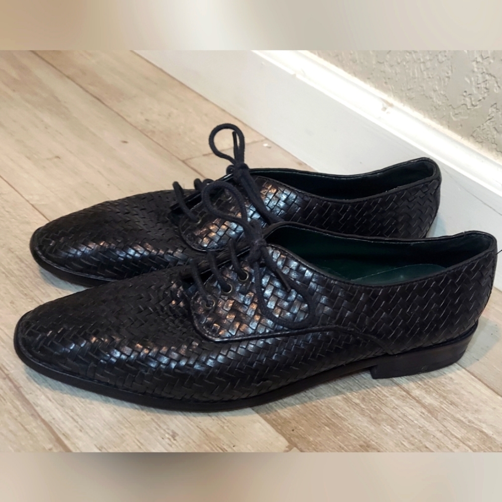 Vintage Woven Leather Loafers - Women's 7 - Black Leather Flats / Lace-up Shoes